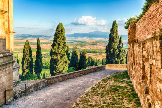 Fototapeta Medieval streets in the town of Pienza, Tuscany, Italy