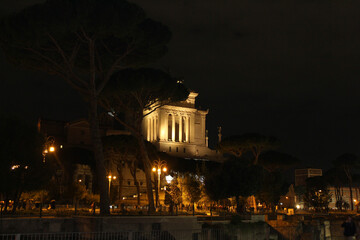 Fototapeta na wymiar The National monument to Vittorio Emanuele II (Victor Emmanuel II) at night, Rome, Italy.