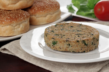 hamburger with amaranth and quinoa prepared in the oven
