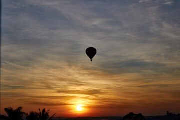 Balão em um céus espetacular