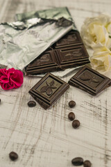 Bitter chocolate is an excellent stimulant for the human brain, as well as a good prophylactic against colds. In addition, stearic acid, which is also present in this delicacy, cleanses the blood vess