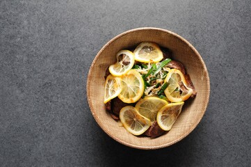 レモンの牛肉野菜炒めです