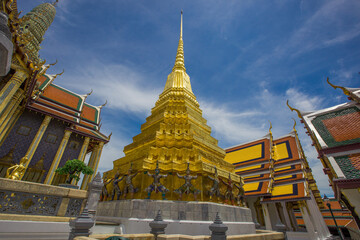 Fototapeta premium Temple of the Emerald Buddha - Wat Phra Si Rattana Satsadaram / Wat Phra Kaew-Bangkok: June 13, 2020, tourists visit to see the beauty of The Grand Palace, in Phra Nakhon District, Thailand.