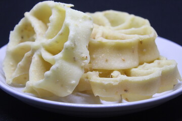 shake flower cake, special cake from Jakarta