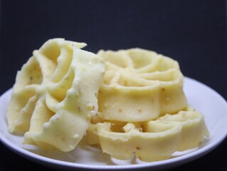 shake flower cake, special cake from Jakarta