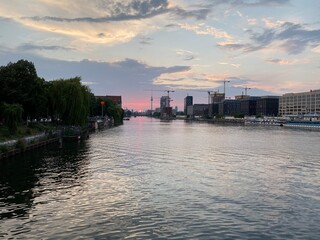 Naklejka premium Spree river sunset Berlin