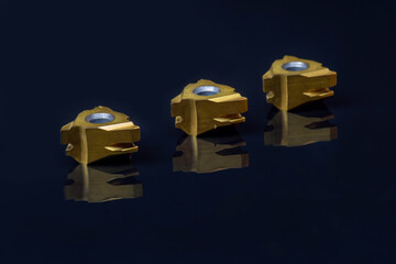 special inserts positive triangular tool with hole. Coated, cermet for steel stainless cast iron....