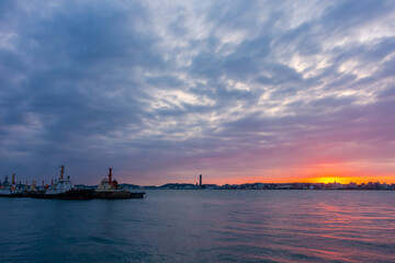 Obraz premium 関門海峡の夕暮れ時DSC0784