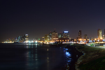 Fototapeta na wymiar Night view of the city of Tel Aviv