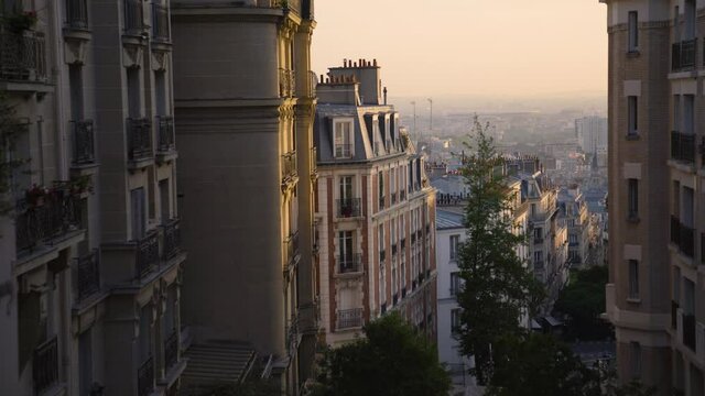 PARIS_Montmartre Empty Street Lockdown 6_Golden Hour
