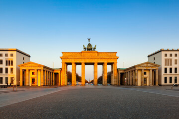 Obraz premium Berlin Brandenburg Gate sunrise view