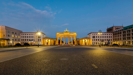 Fototapeta premium Berlin Brandenburg Gate sunrise view