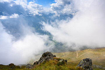 Österreich, Montafon, bei Schruns, Landschaft mit Wolken.