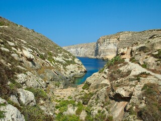 Fototapeta na wymiar Ocean betweens montains, Malta