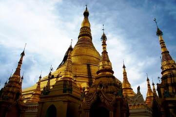 Fototapeta premium Shwedagon Pagoda in Yangon, Myanmar (Burma)