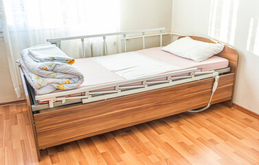 Hospital bed for elderly patient
