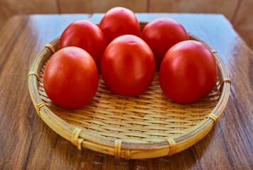 Red tomatoes