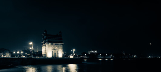 panorama of Mumbai's historical monument gate way of India