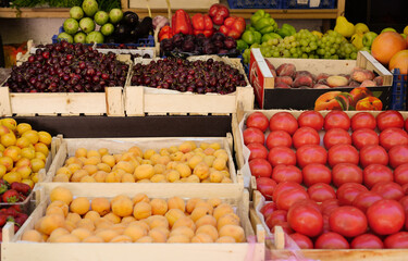 Fototapeta na wymiar Vegetables and fruit at the market.