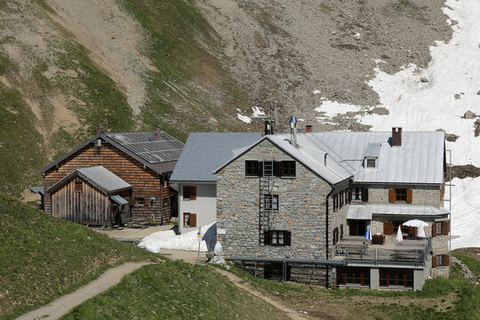 Rappenseeh&uuml;tte in den Alpen bei Oberstdorf