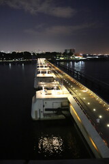 Barrage de nuit &agrave; Singapour 