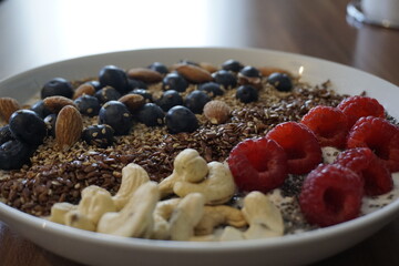 muesli with blueberries