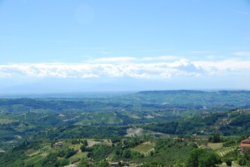 Fototapeta na wymiar Hills around Albaretto Torre