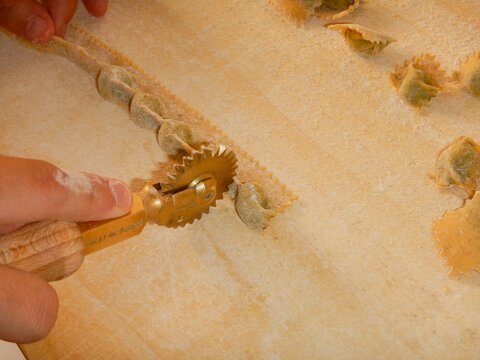 Typical pasta of the Langhe: agnolotti