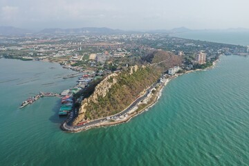 Fototapeta premium Bang Saen Thailand coastal mountain road