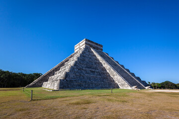 Kukulkan pyramid Chichen Itza