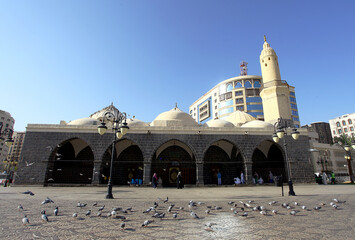 Abu Bakr mosque, a historical mosque in Medina, Abu Bakr is one of Prophet Muhammed closest companion. The mosque is in the center of the city, near Al Nabawi.