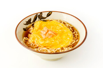 インスタントラーメンのふわとろ玉子のせ