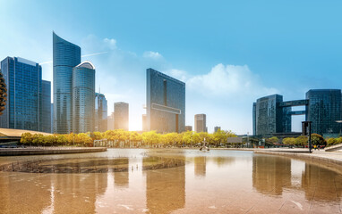 Fototapeta na wymiar Hangzhou Qianjiang new city and the city skyline