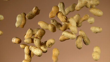 Realistic freeze motion of flying peanuts