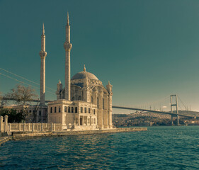 Fototapeta na wymiar Ortakoy Mosque and The Bosphorus Bridge in Istanbul