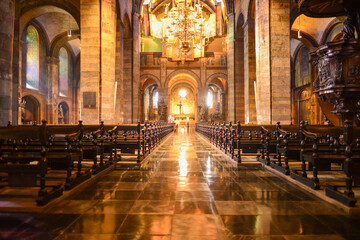 Innenansicht der Liebfrauenbasilika Maastricht-Niederlande