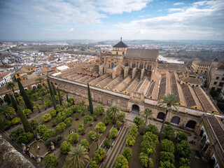 Catedral Mezquita de Cordoba y patio de los Naranjos © dory