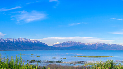 Panorama frame Picturesque Utah lake shore panorama day light