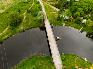 Biebrza Podlasie Biebrzański Park Narodowy Most rzeka woda drzewa widok z drona
