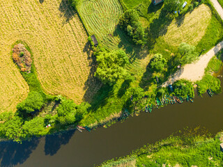 Narew Podlasie Podlaskie Narwiański Park Narodowy  Rzeka trzcina bagno pole łąka widok z drona