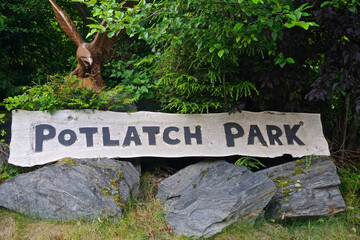 Ketchikan, Alaska: Handmade sign welcomes visitors to Potlatch Totem Park, a recreated Tlingit...