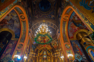 Fototapeta na wymiar Beautiful Interior of Kazan Church The Cathedral of the Kazan Icon of the Mother of God in irkutsk city, Russia