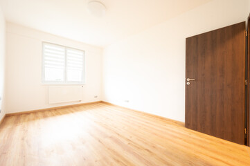 Fototapeta na wymiar Empty room in flat, light, space.