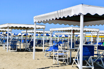 A balearic lido organized without tourists