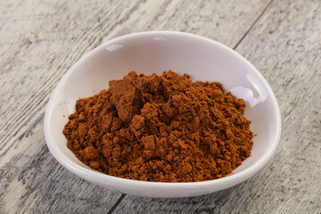 Cocoa powder in the bowl