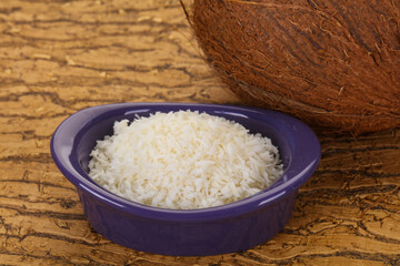 Coconut shredded chip with nut