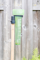 Rain gauge for measuring precipitation