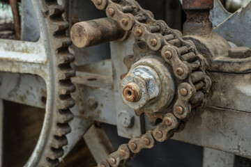 chain gearing of an old agricultural machine