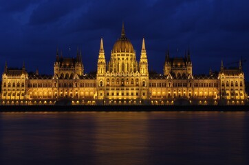 Fototapeta na wymiar Parliament Building and River Danube at night, Budapest, Hungary