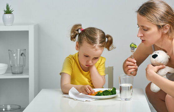 The Child Does Not Want To Eat Broccoli. There Is No Appetite.